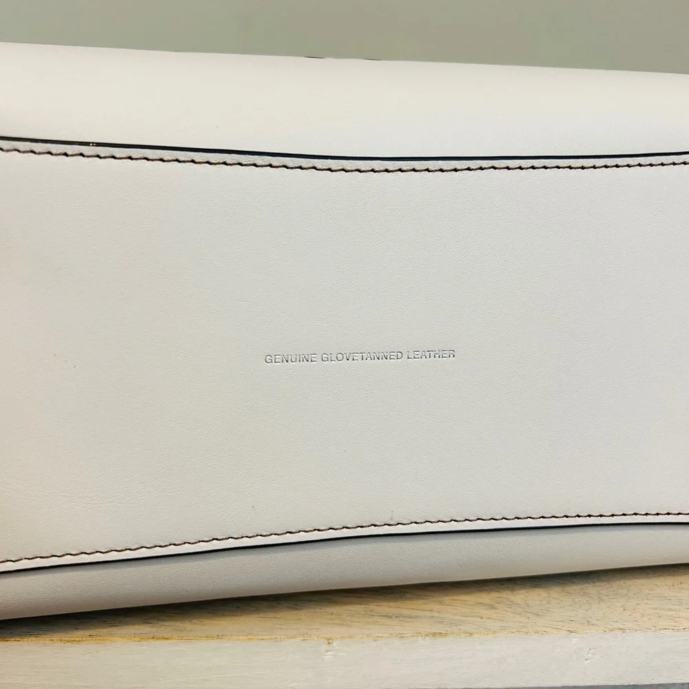 Super RARE China only Coach Rogue 25, White Rabbit in Chalk, NWT - Picture 3 of 8